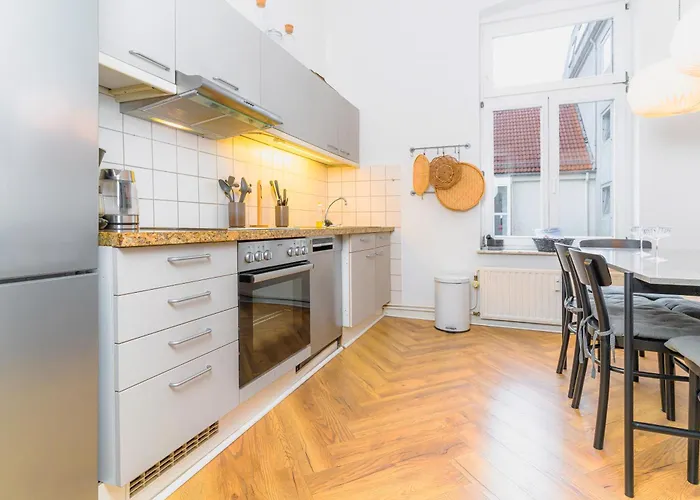 Hansekoje Direkt An Der Hafenspitze *